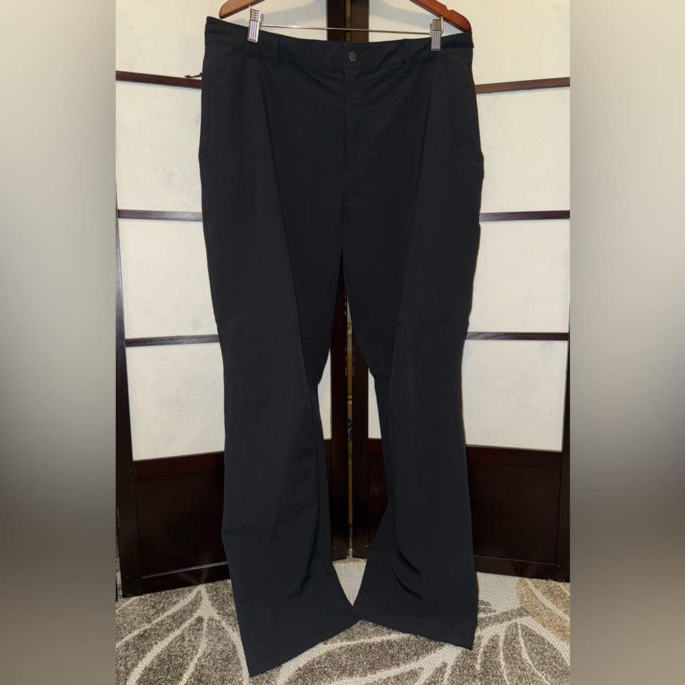 Columbia Black Utility Pants